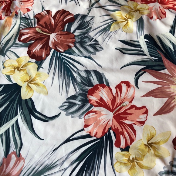 Rip Curl Anini Beach Cheeky Floral Swimsuit NWT Women’s Size Small - Picture 6 of 12